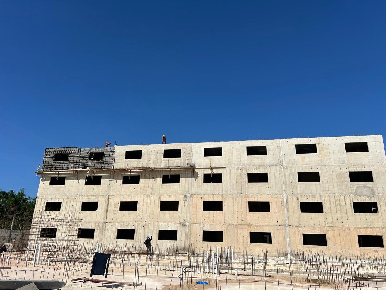 Obra Edificio de Empleados Lopesan foto 3